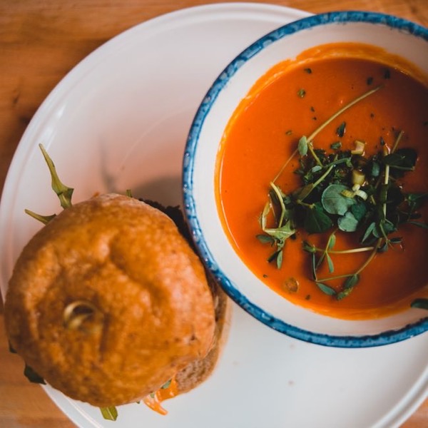 Soupe de tomate en brique